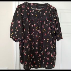 Lane Bryant flutter sleeve top